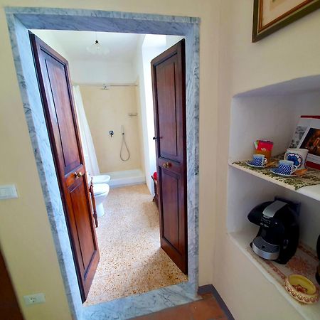 Villa De Benedetti Sarzana Værelse billede