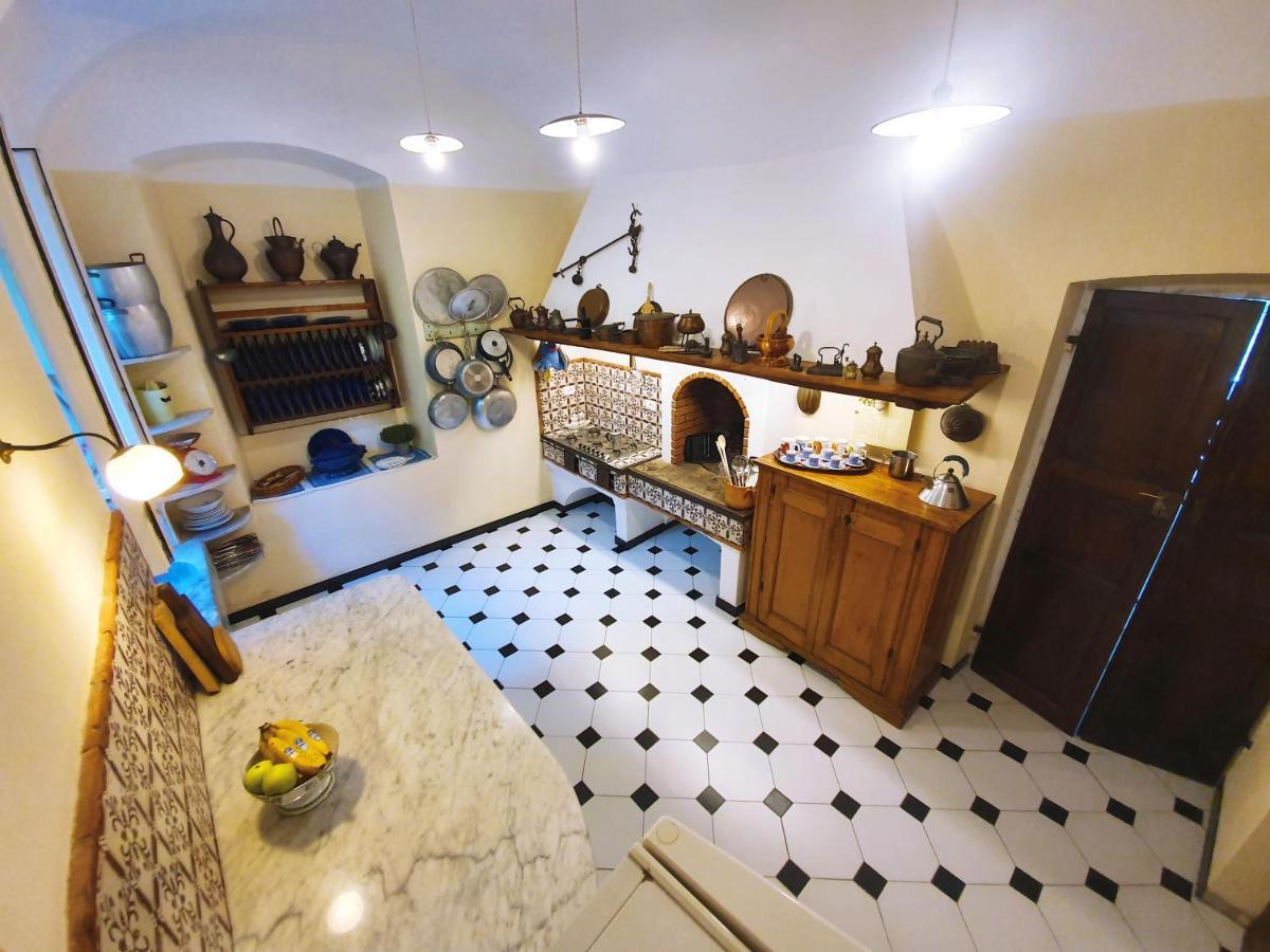 Villa De Benedetti Sarzana Eksteriør billede